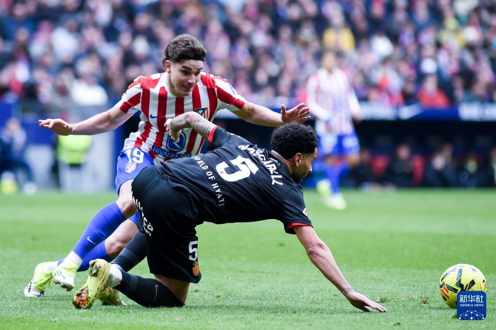 世界杯官方发布直通队伍集结海报：42个国家，同一个梦想