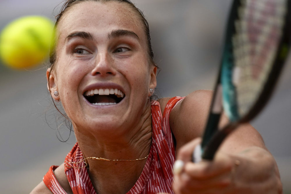 每支队伍由 每支队伍由