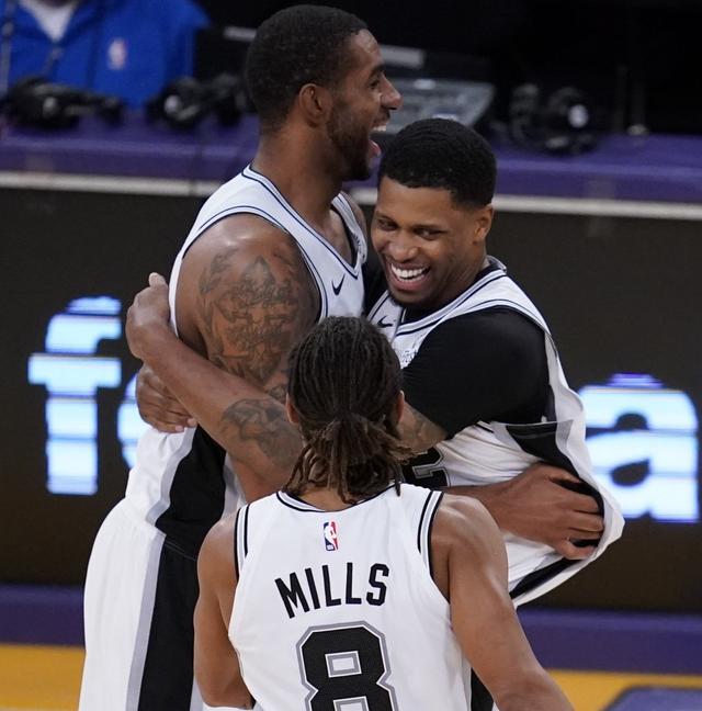 并非所有在 并非所有在